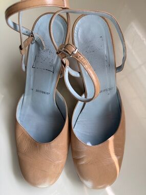 Cynthia Rowley Tan Leather Ankle-Strap Pumps